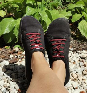 Anatomic barefoot edzőcipő piros elasztikus cipőfűzővel