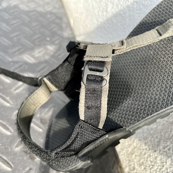 Bedrock barefoot szandál hurkos rögzítése