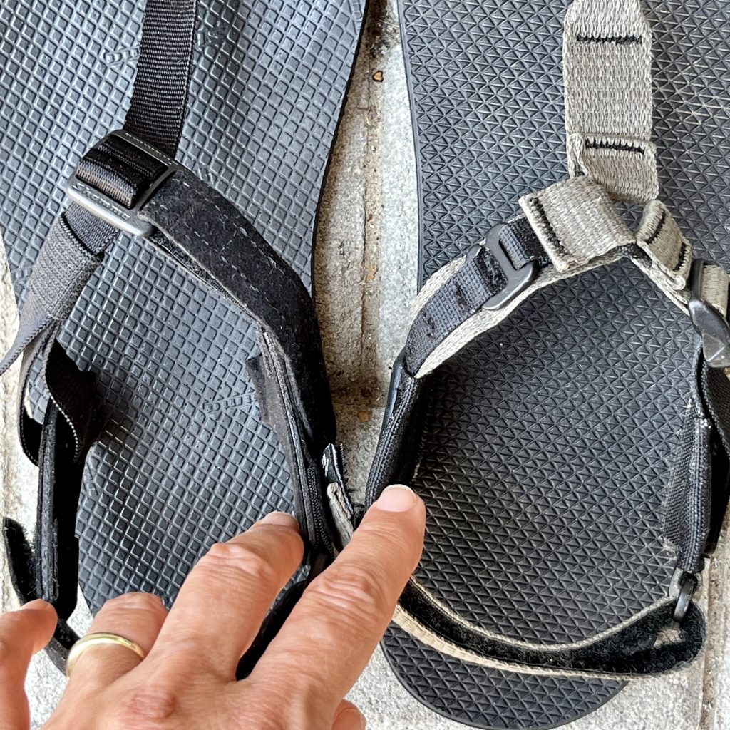 Shamma és Bedrock barefoot szandál sarka összehasonlítás