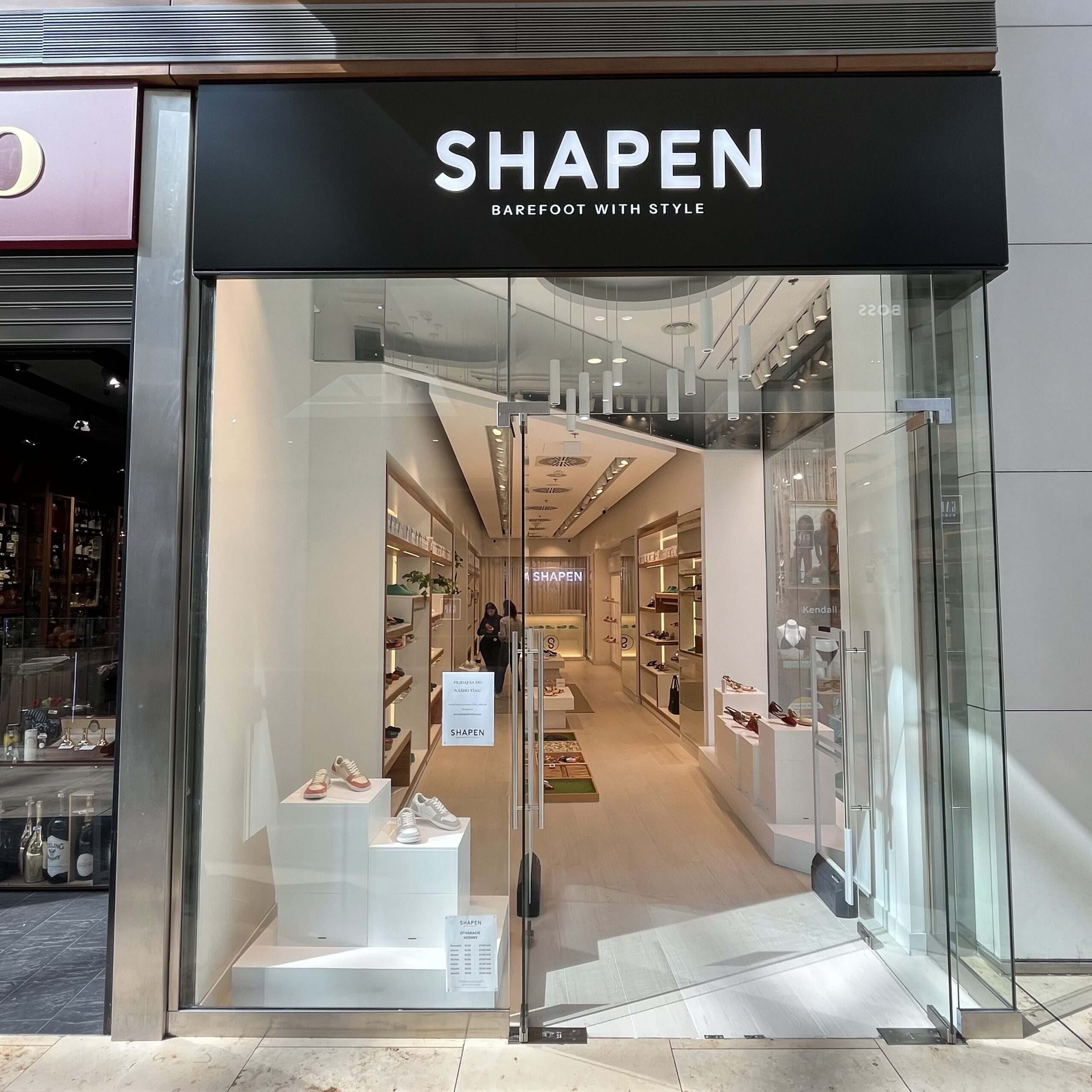 Shapen barefoot márkabolt